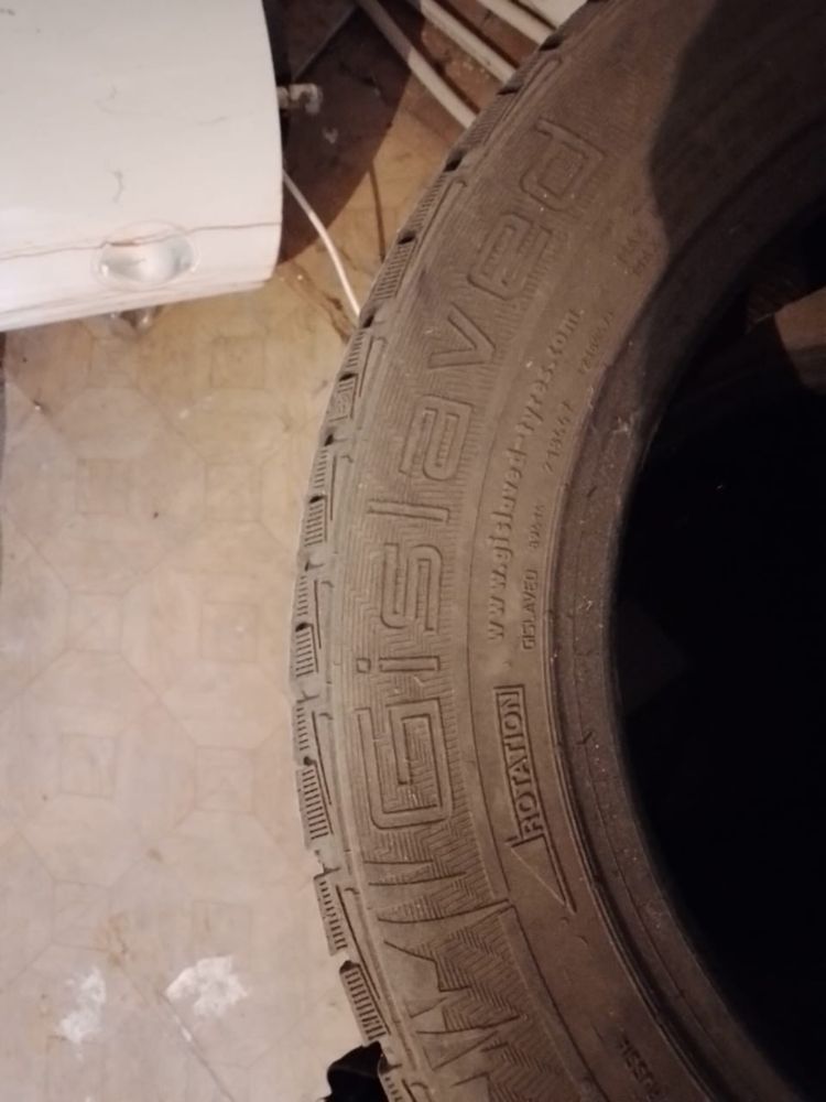 Продам шины  зимние