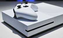 Продам или обмен. Xbox One с играми
