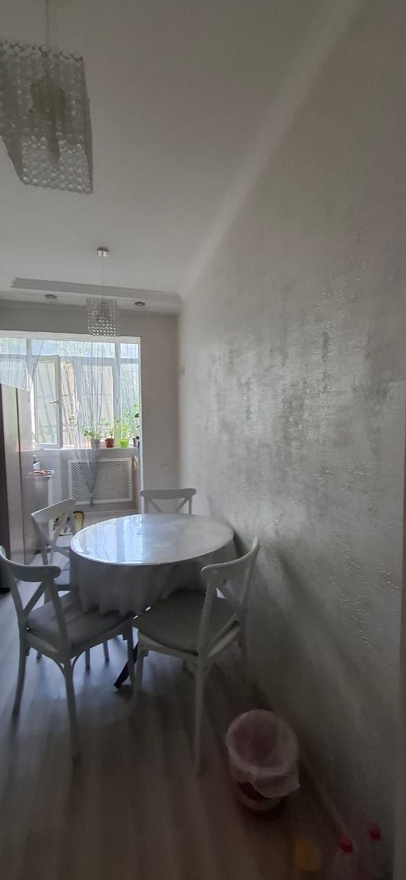 Продам 3 комнатную квартиру