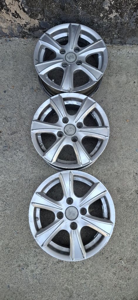 Три диска R13 4×100 ET35