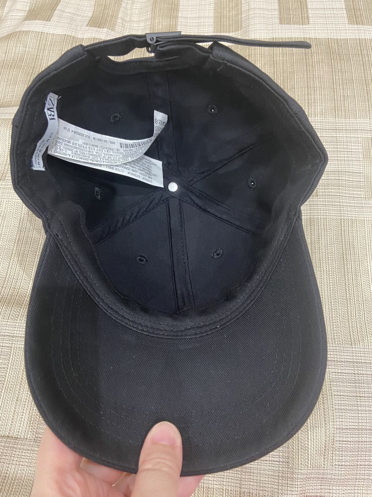 Новая Бейсболка от Zara