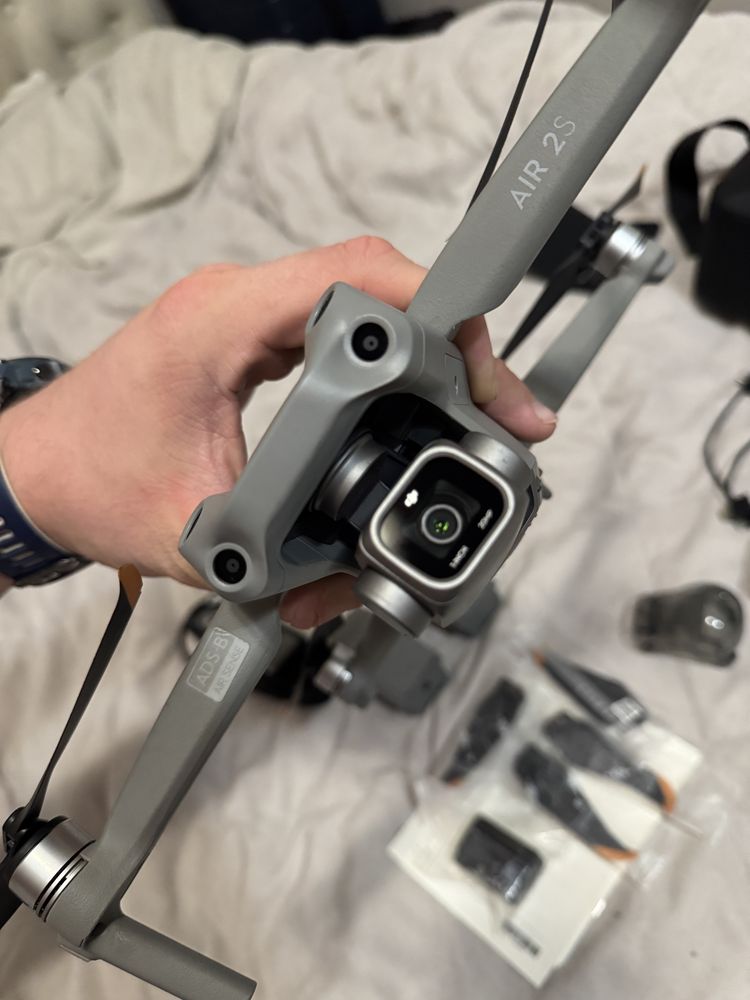 Дрон Dji air 2s fly more combo