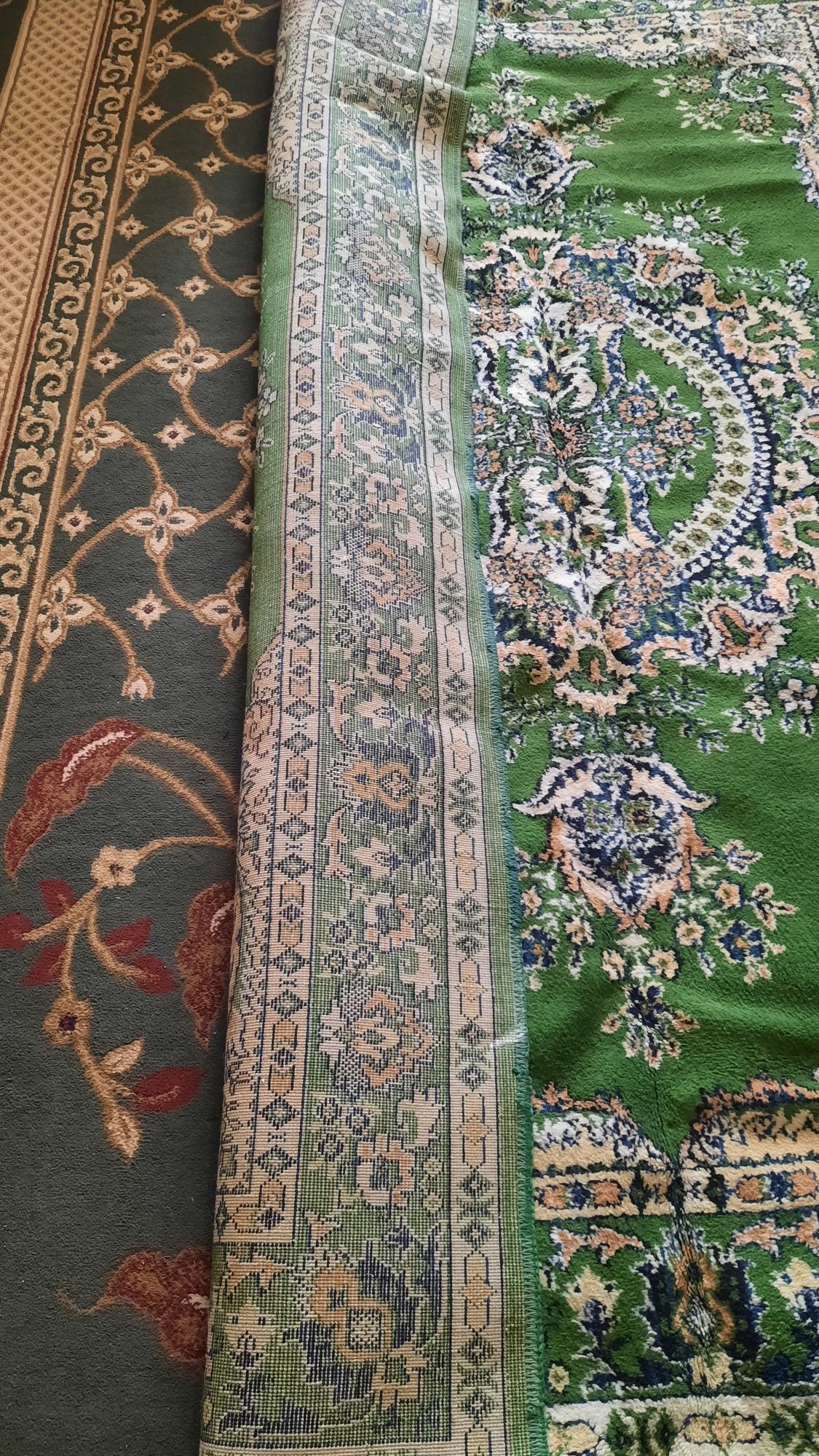 Ковры  шерстяные,плотный,1.5на2.3