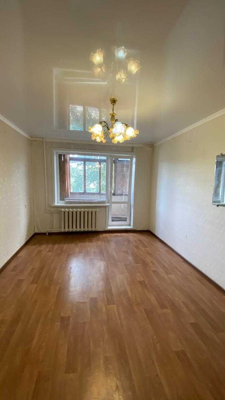 продам 3х комнатную квартиру Центр города.