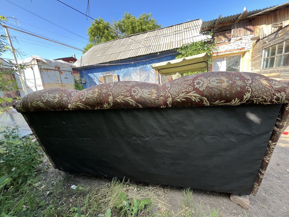 Диван раздвижной б/у