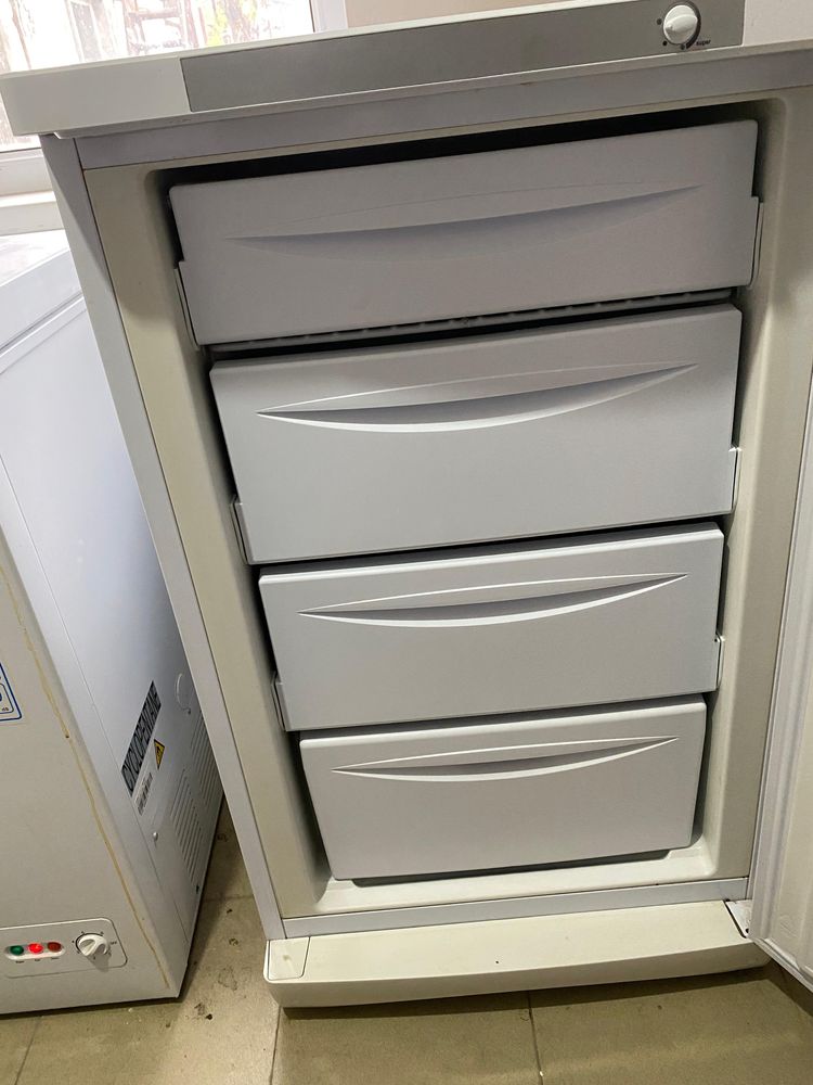 INDESIT морозильная камера