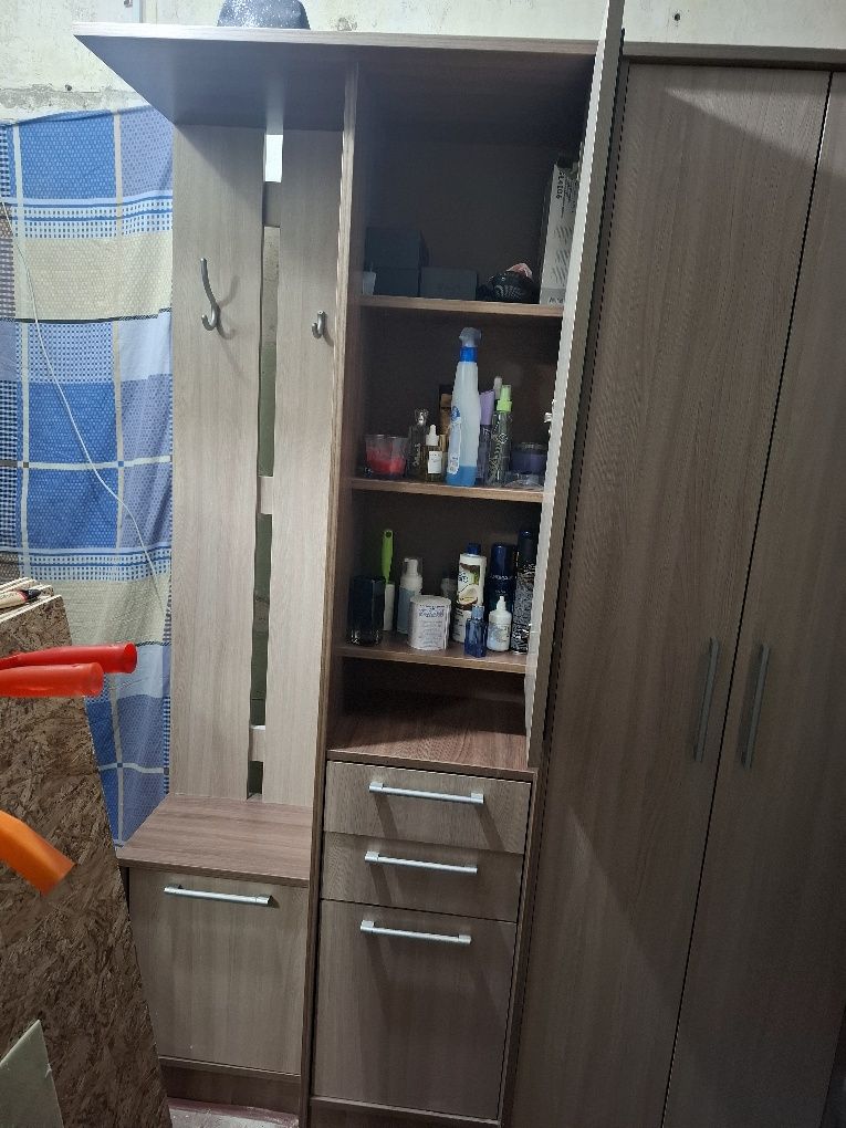 Мебель прихожка в отличном состоянии.