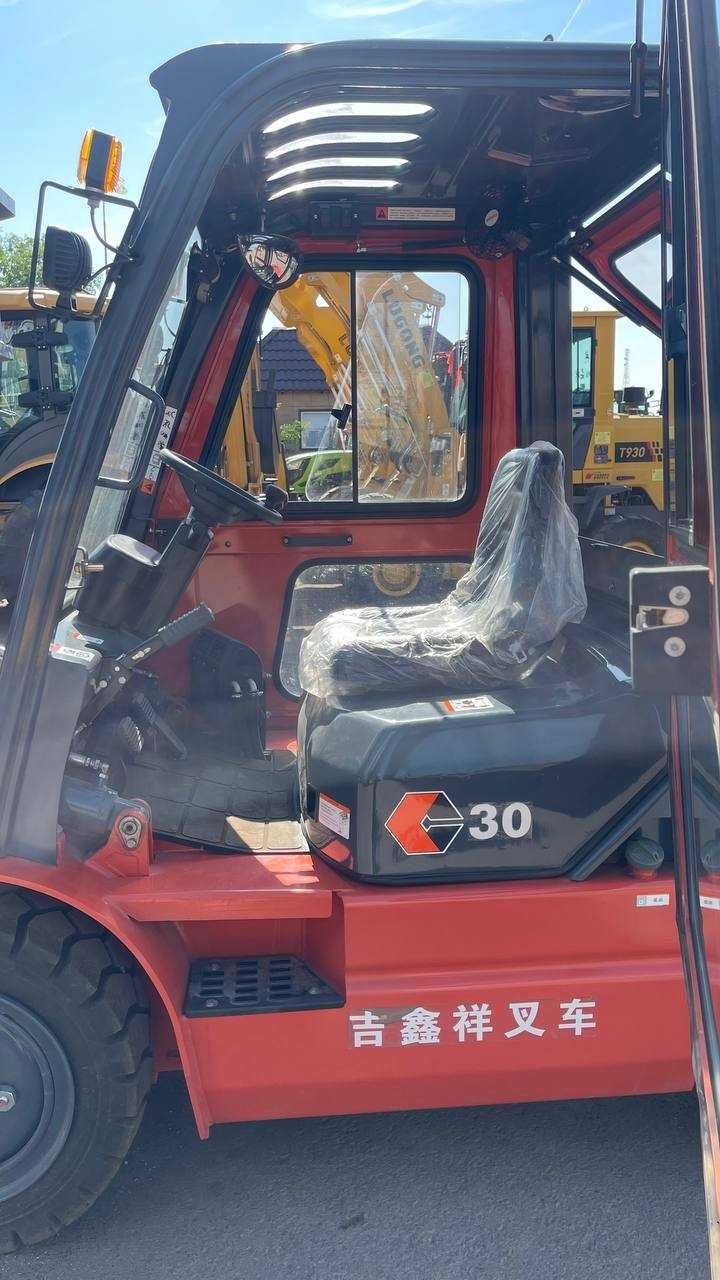 В НАЛИЧИИ!!! Вилочный погрузчик Goodsense FD30 (3т, 3м)