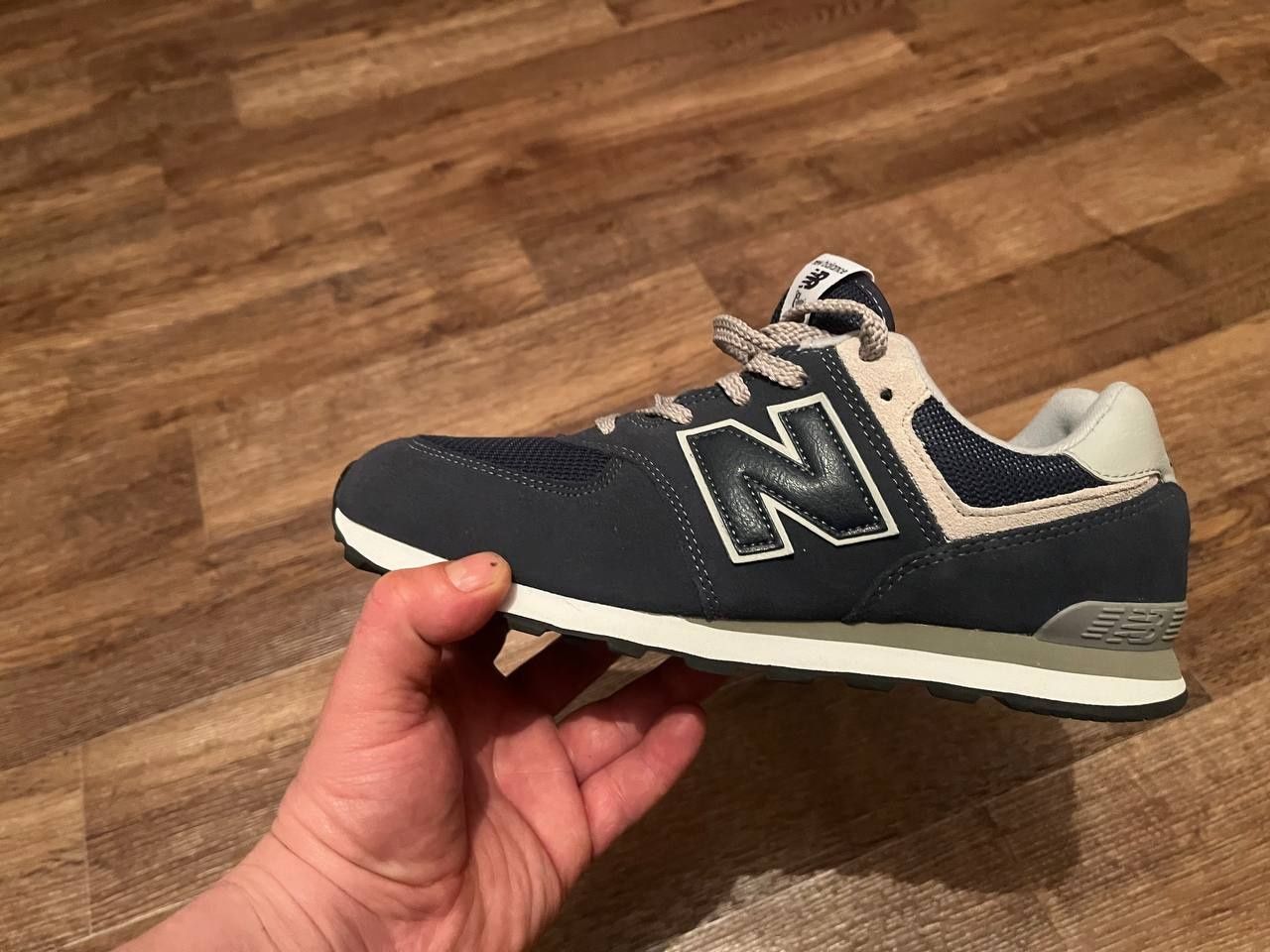 New balance 574 classic navy blue 39  nike ea7 tommy Смотр др Обьявлен