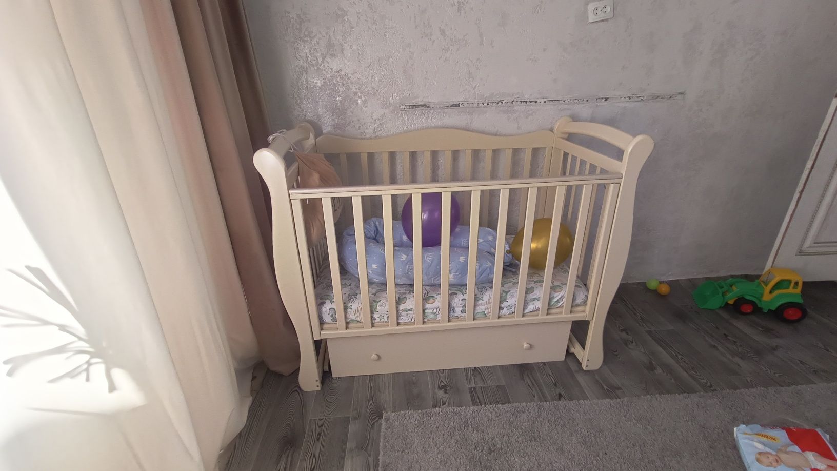 Продам кроватку .