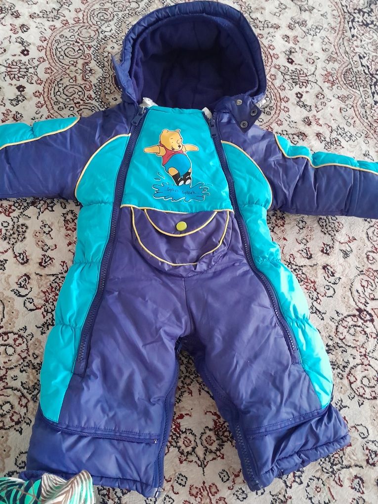 Продам комбинезон детский
