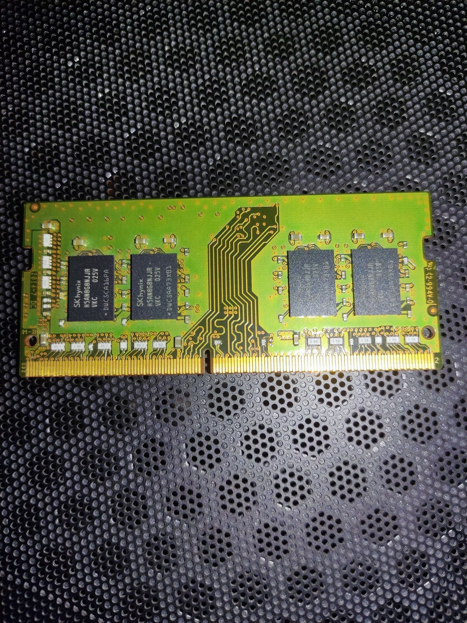 продам SO-DIMM оперативную память (для ноутбуков)