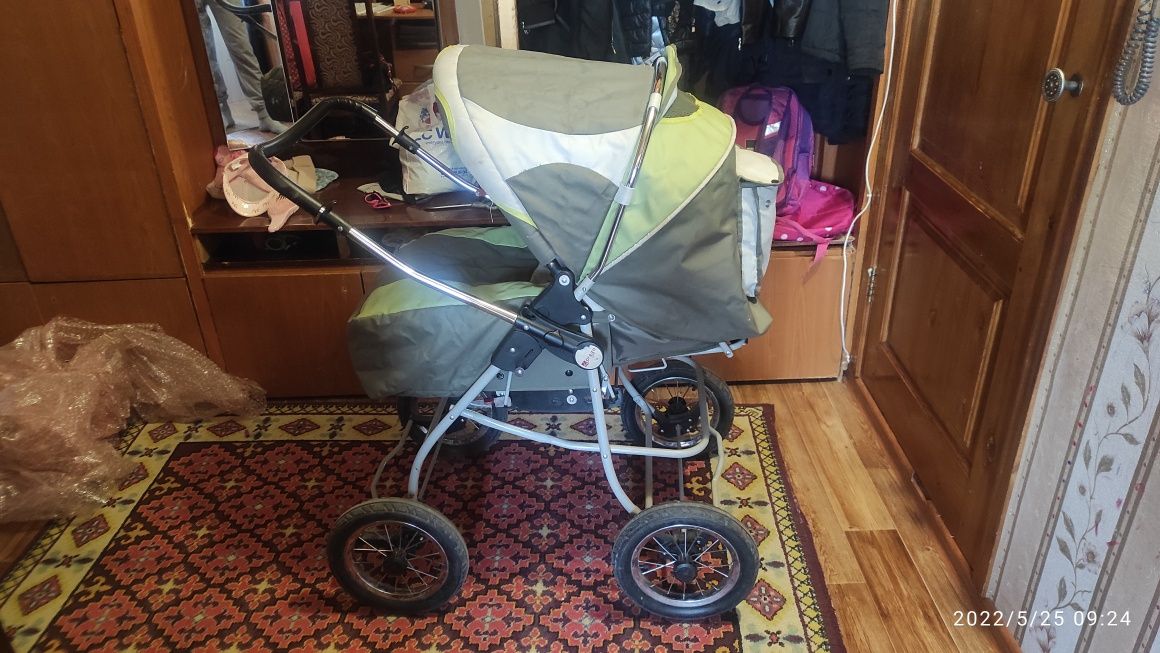 Коляска Prego почти новая