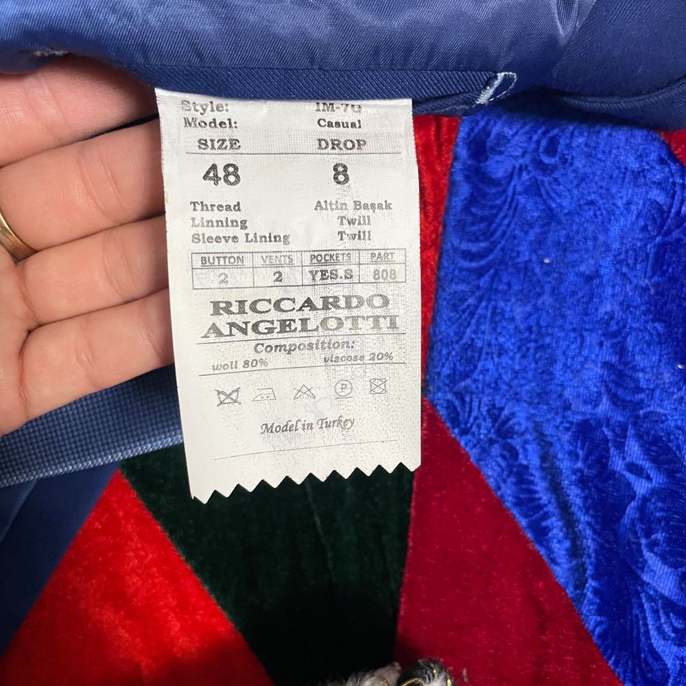 Продам костюм шалбар ,состояние хорошее ,брали на свадьбу