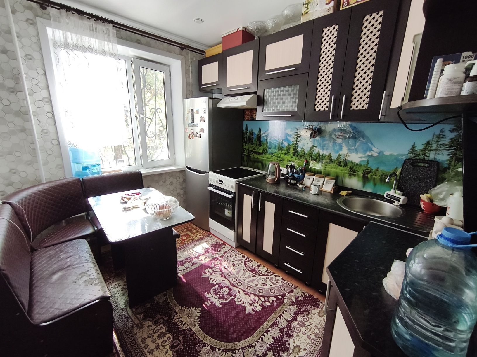 Продам трёхкомнатную квартиру металлургов 15/1
