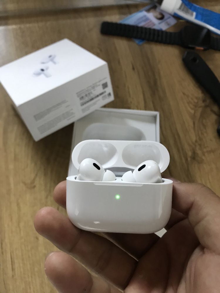 Наушник airpods pro