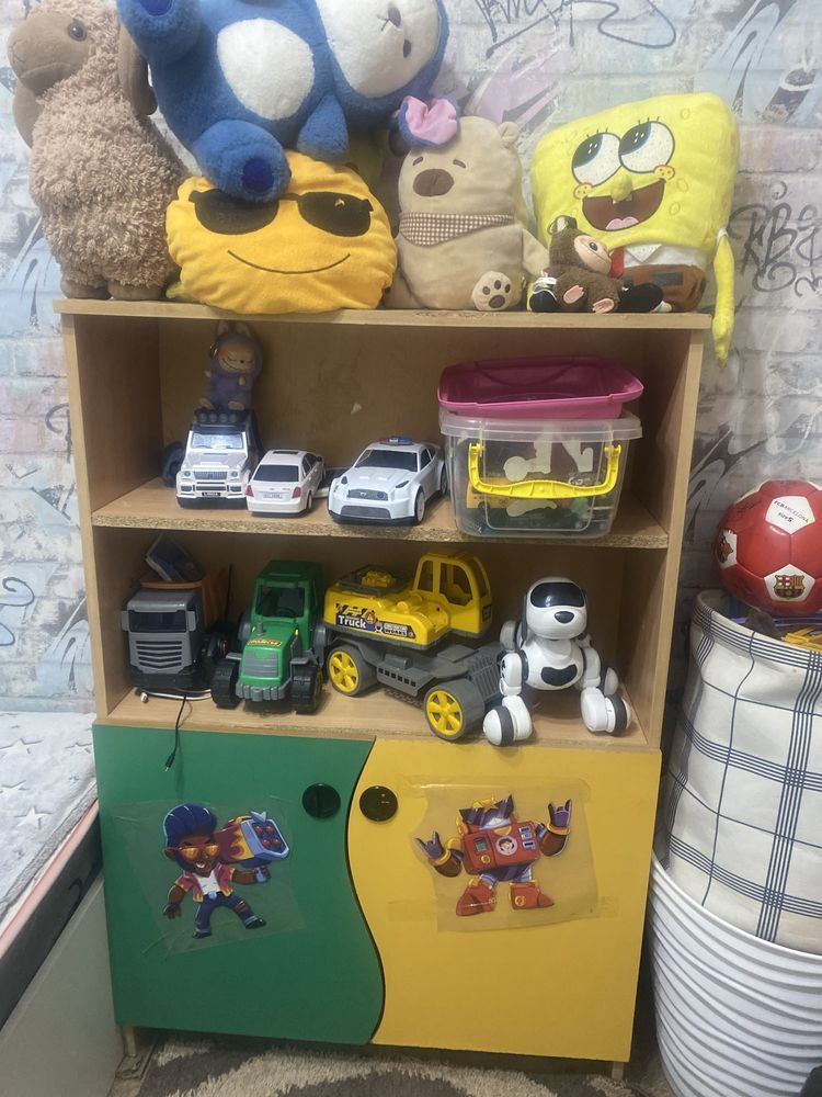 Продам детский шкав и книжную полку