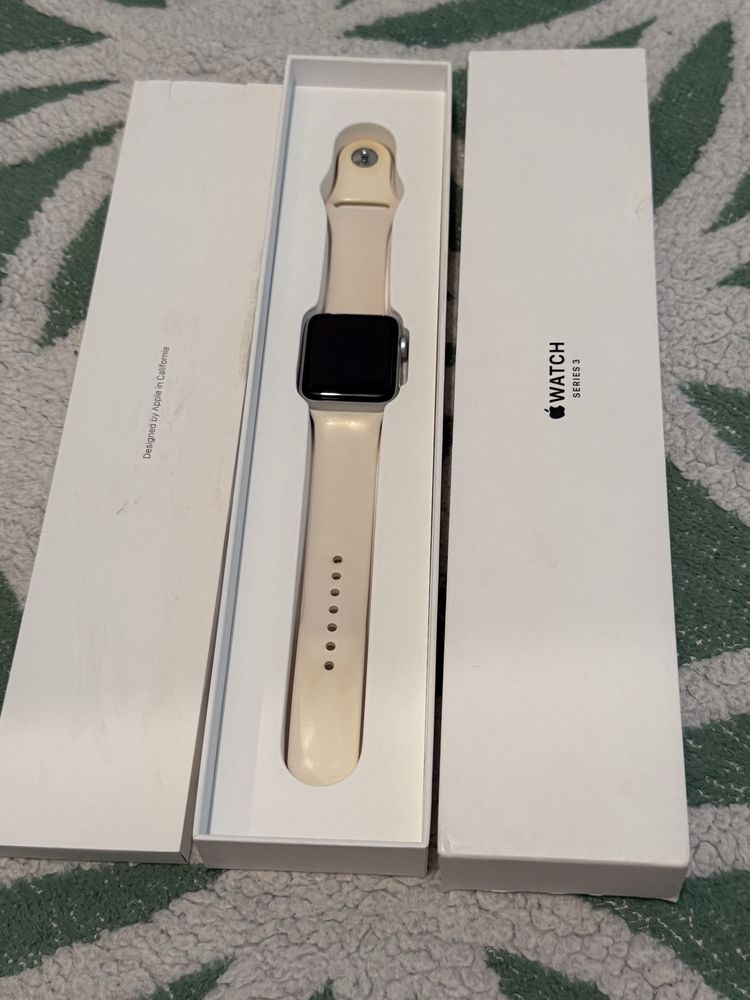 Apple Watch 3 серия 42 мм
