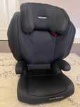 Автокресло Recaro Monza Nova Evo использовали месяц