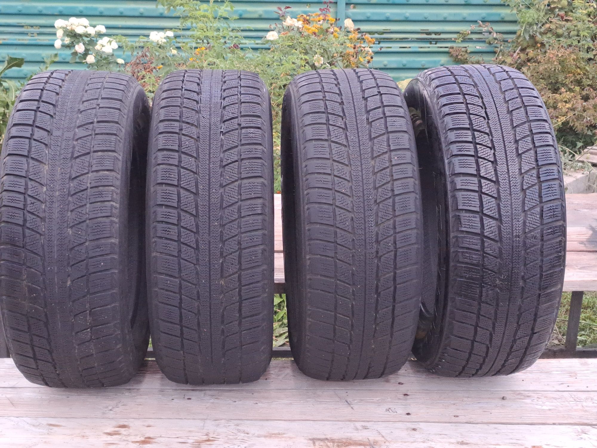 Продам Зимние Резины R16