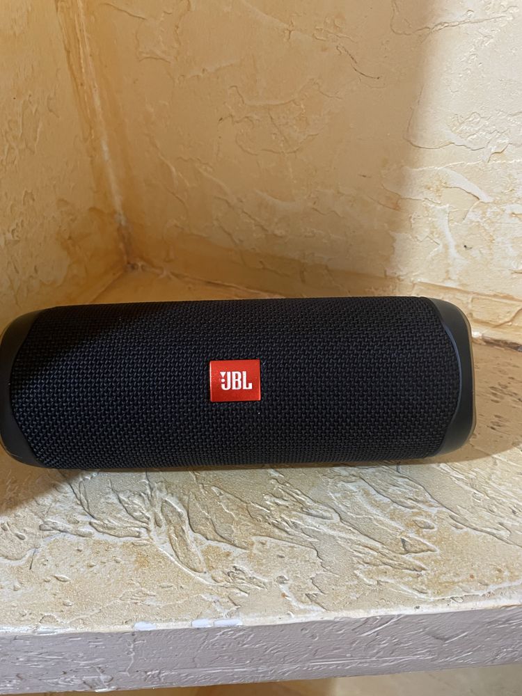 Портативная колонка JBL Flip 5