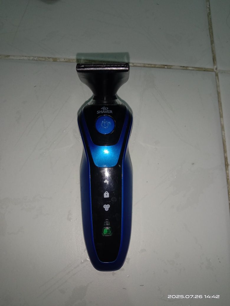 Электробритва 4D shaver