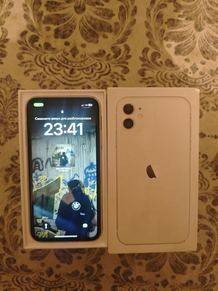 Продам Iphone 11