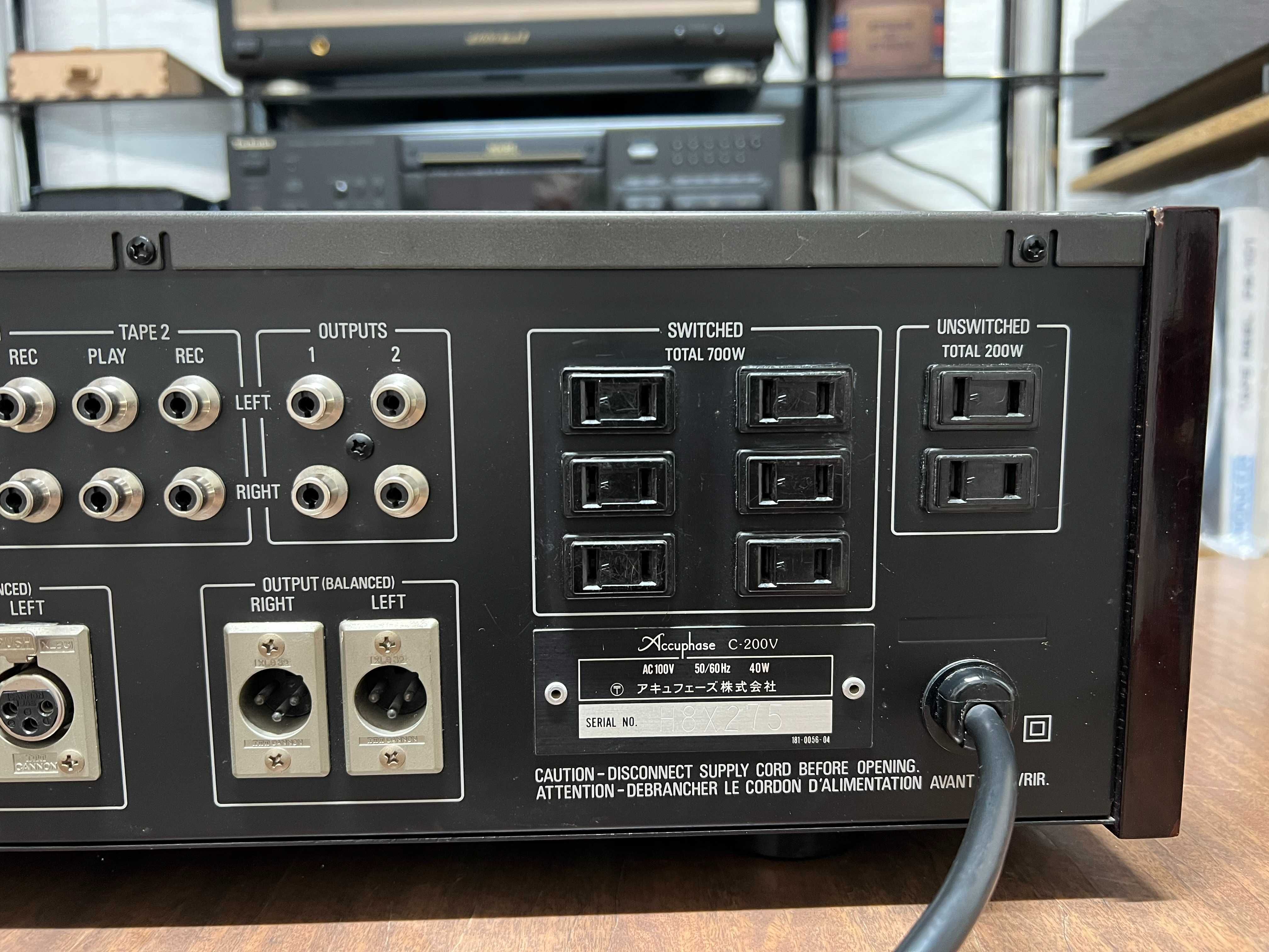 Предваpительный усилитель Асcuрhasе С-200V