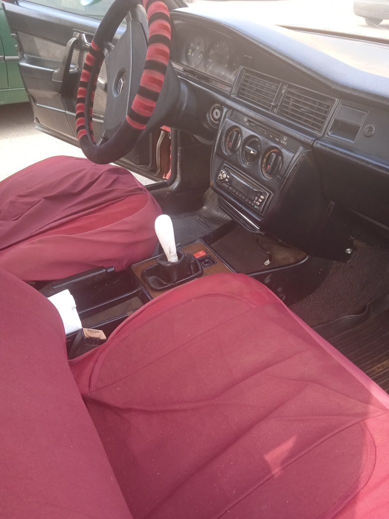 Продается Мерседес 190D дизельная