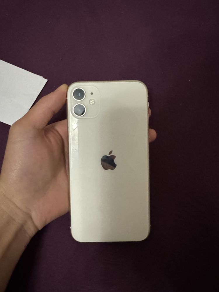 продам айфон 11 белый