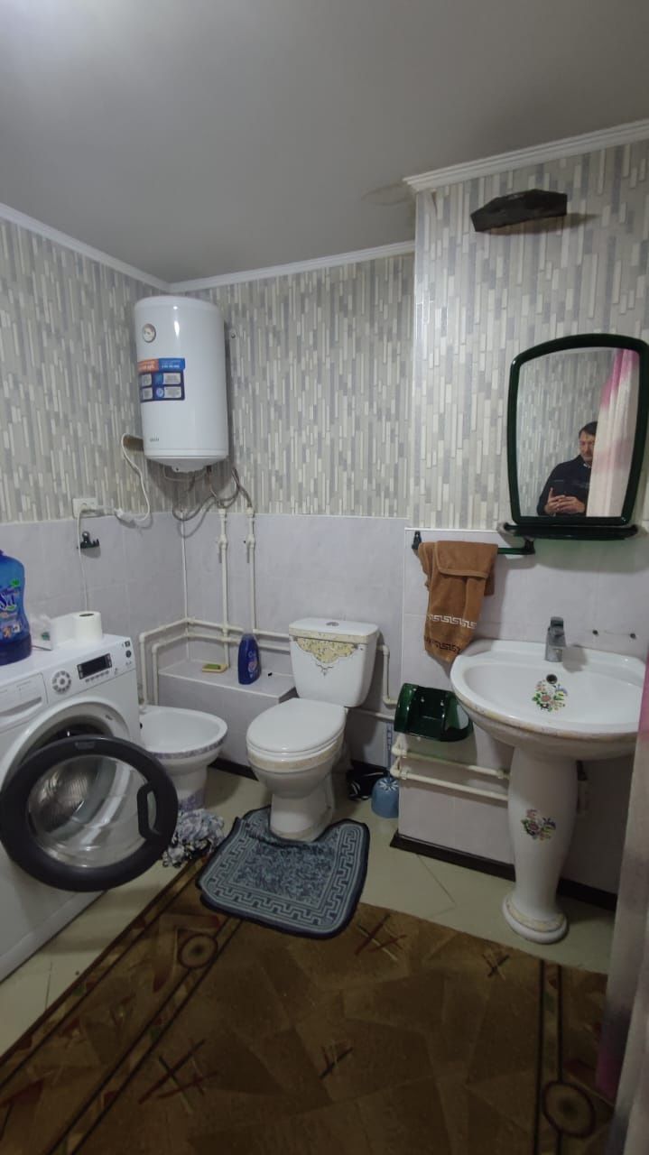 Продам домовладение 2 этажный дом, участок 30 соток. с. Белое.