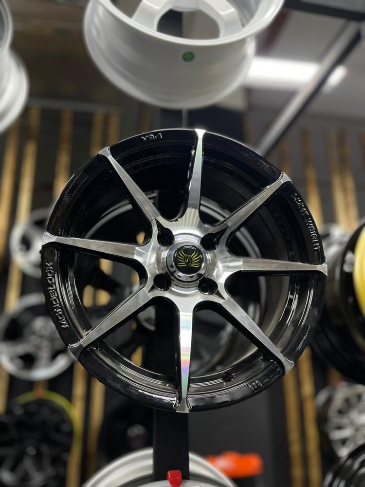 Продается комплект диск R15 4x100