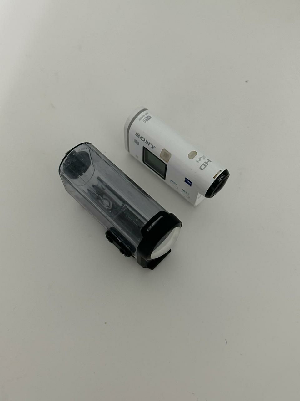 Продам экшн камеру Sony  HDR-AS200VAS-