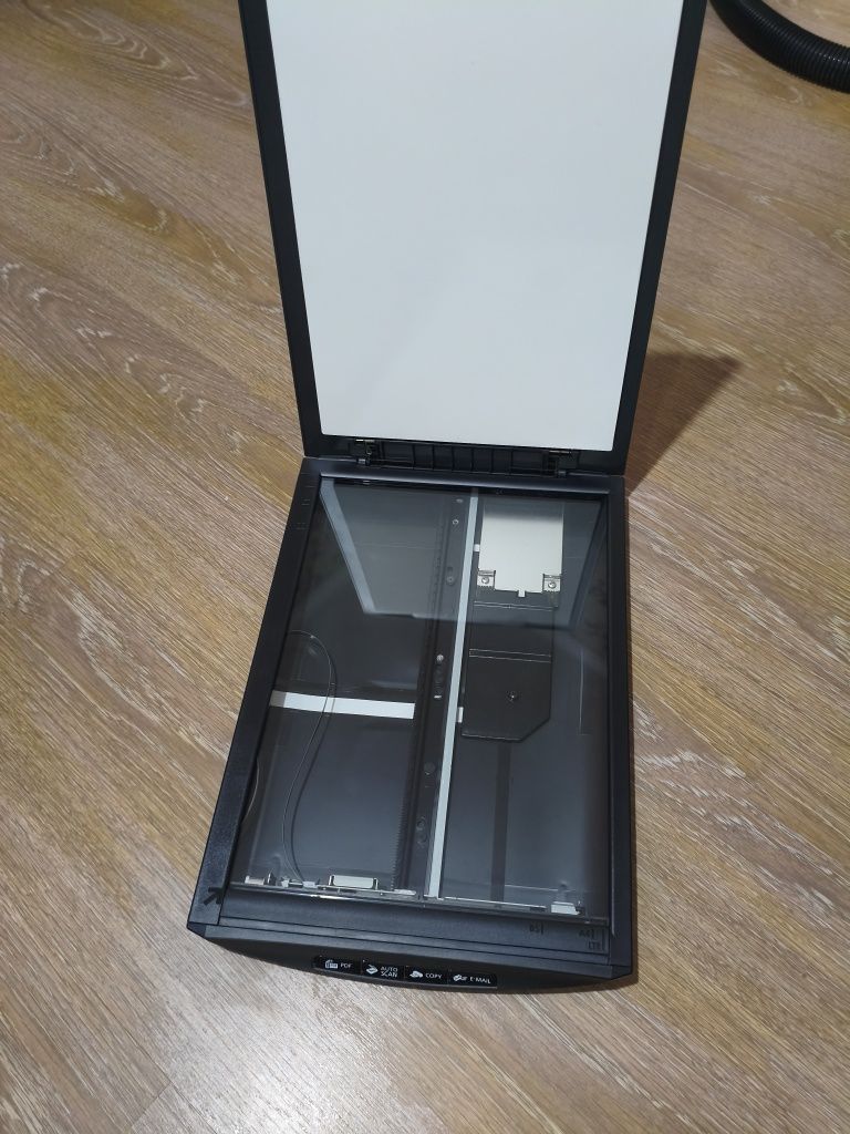 CanoScan Lide 110