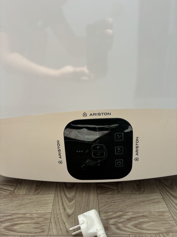 Волонагреватель новый Ariston