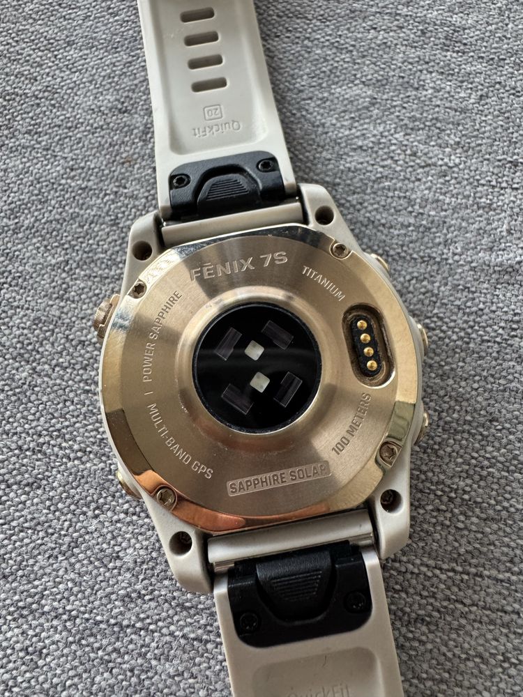 Garmin fenix 7s Sapphire Solar