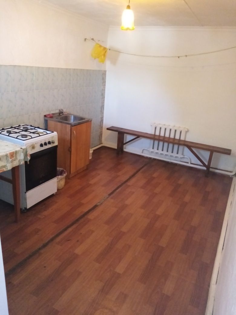 Сдам комнату в районе КОЛХОЗНОГО РЫНКА, В часном секторе