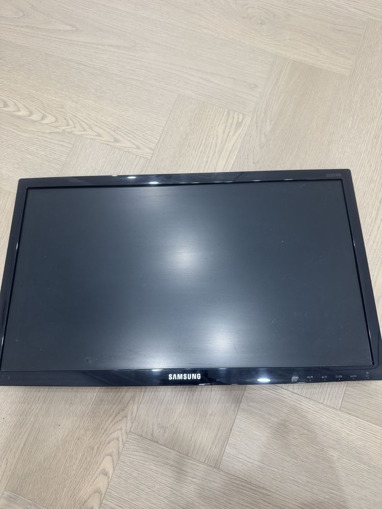 Продам монитор Samsung