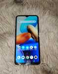 Продам телефон vivo y35