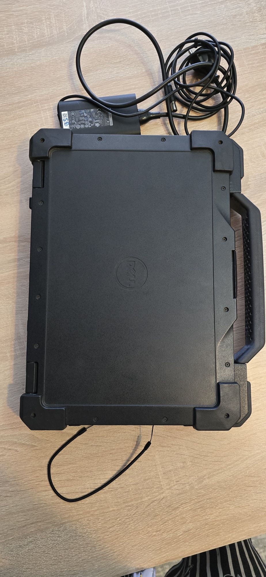 Ноутбук dell p45g  Latitude 14 Ragged extreme 7414