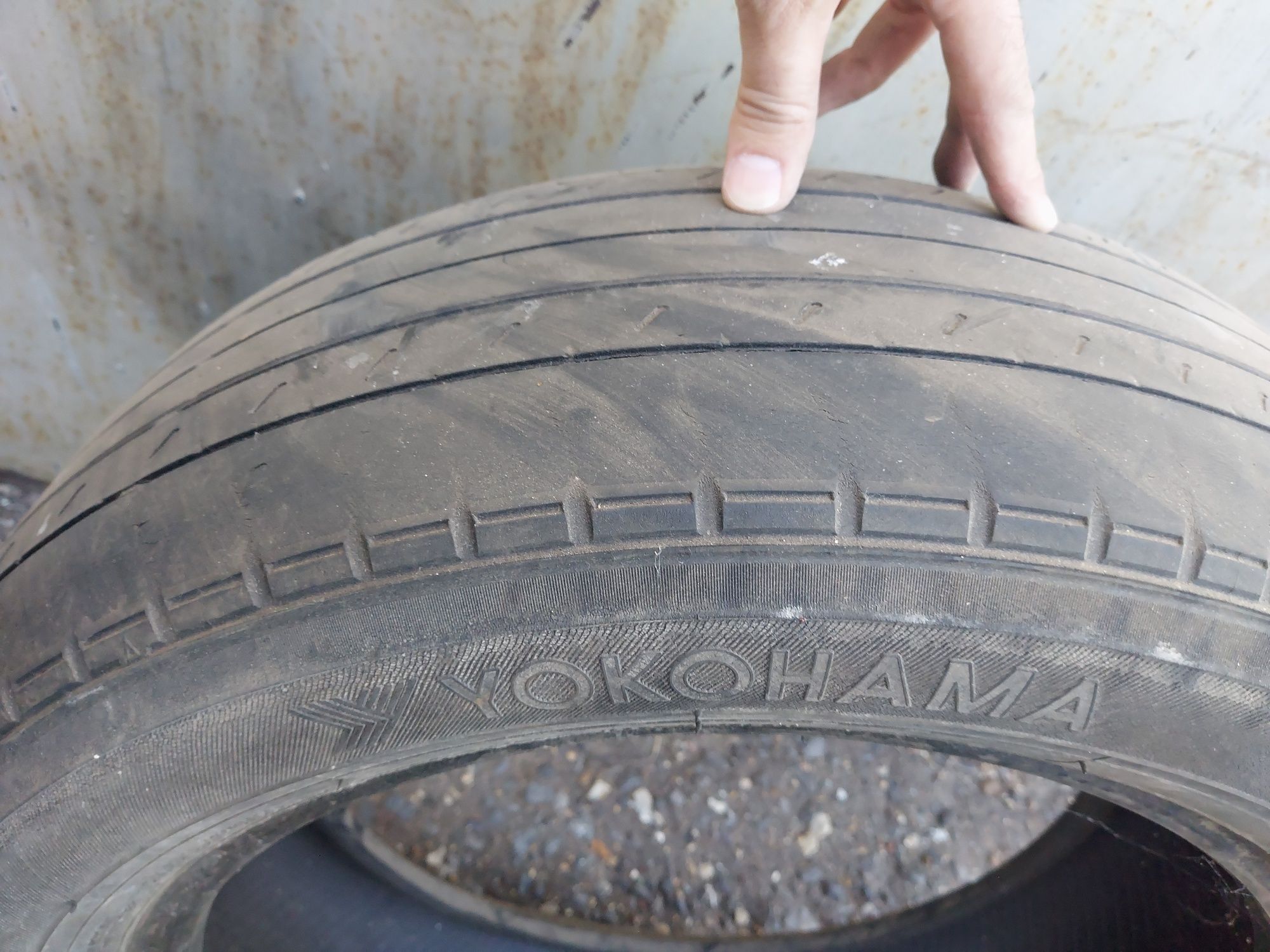Продам шины Yokohama на кроссовер.