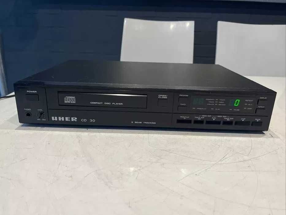 UHER Reference N1 + UHER CD 30 ( усилитель + CD проигрыватель )