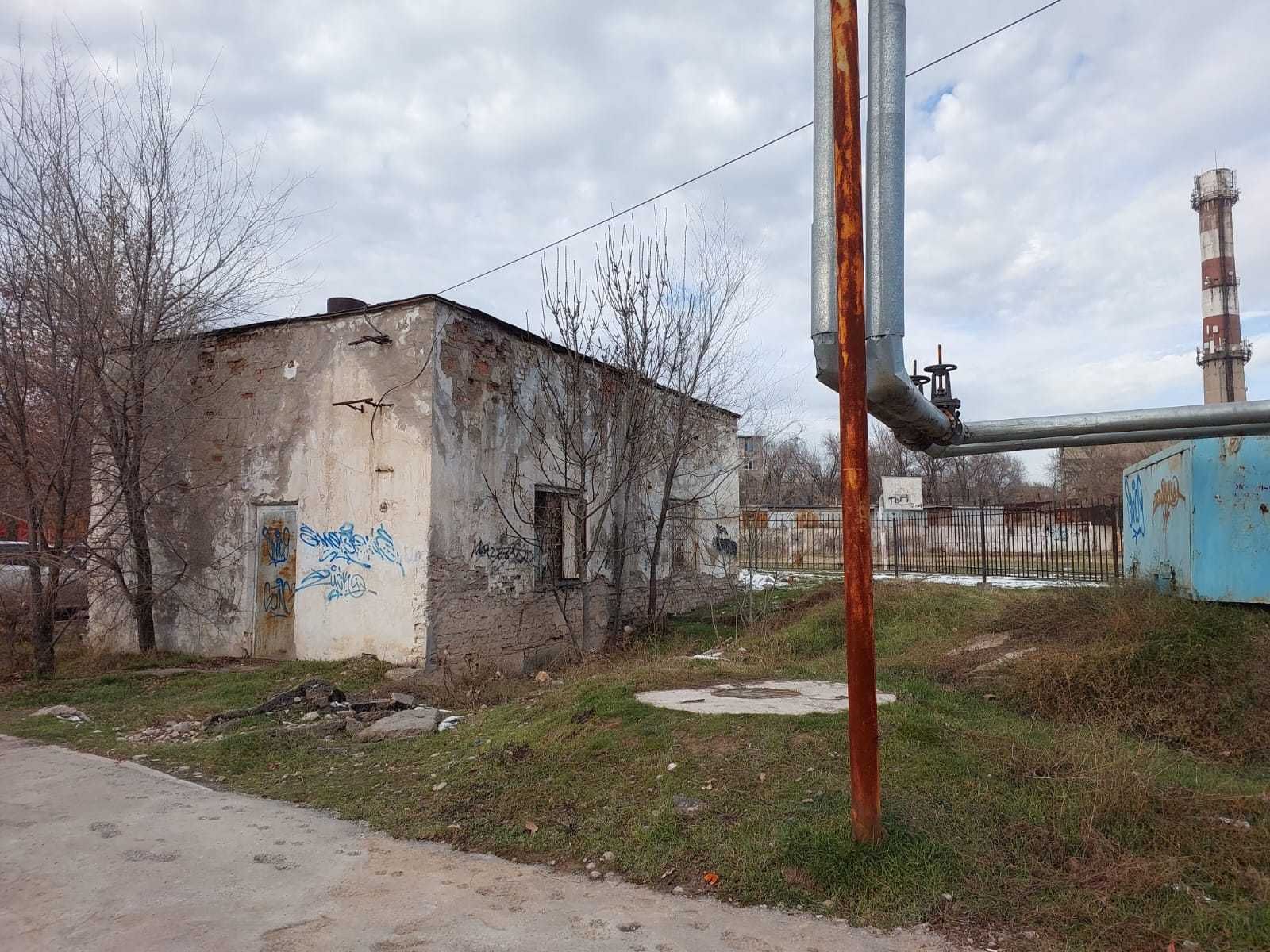 Продается земельный участок со зданием в 3-м мкр-не