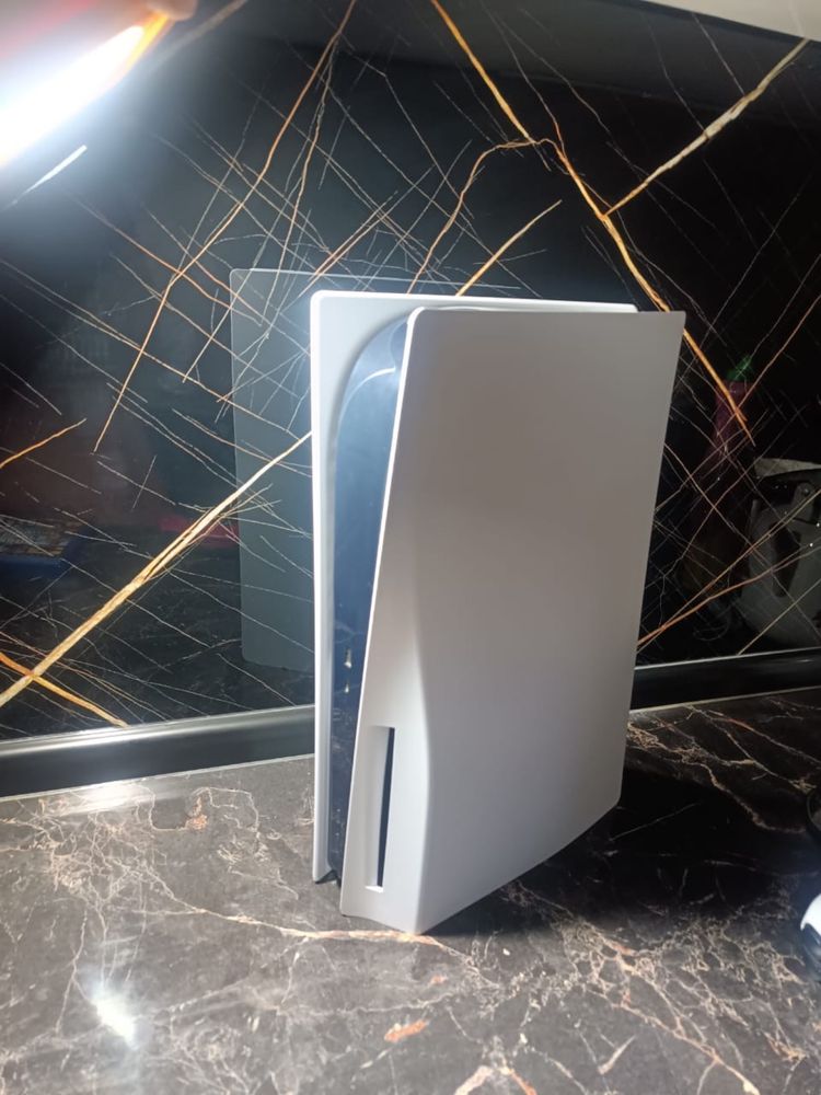 Sony Playstation 5/ диск/ 2 джойстика