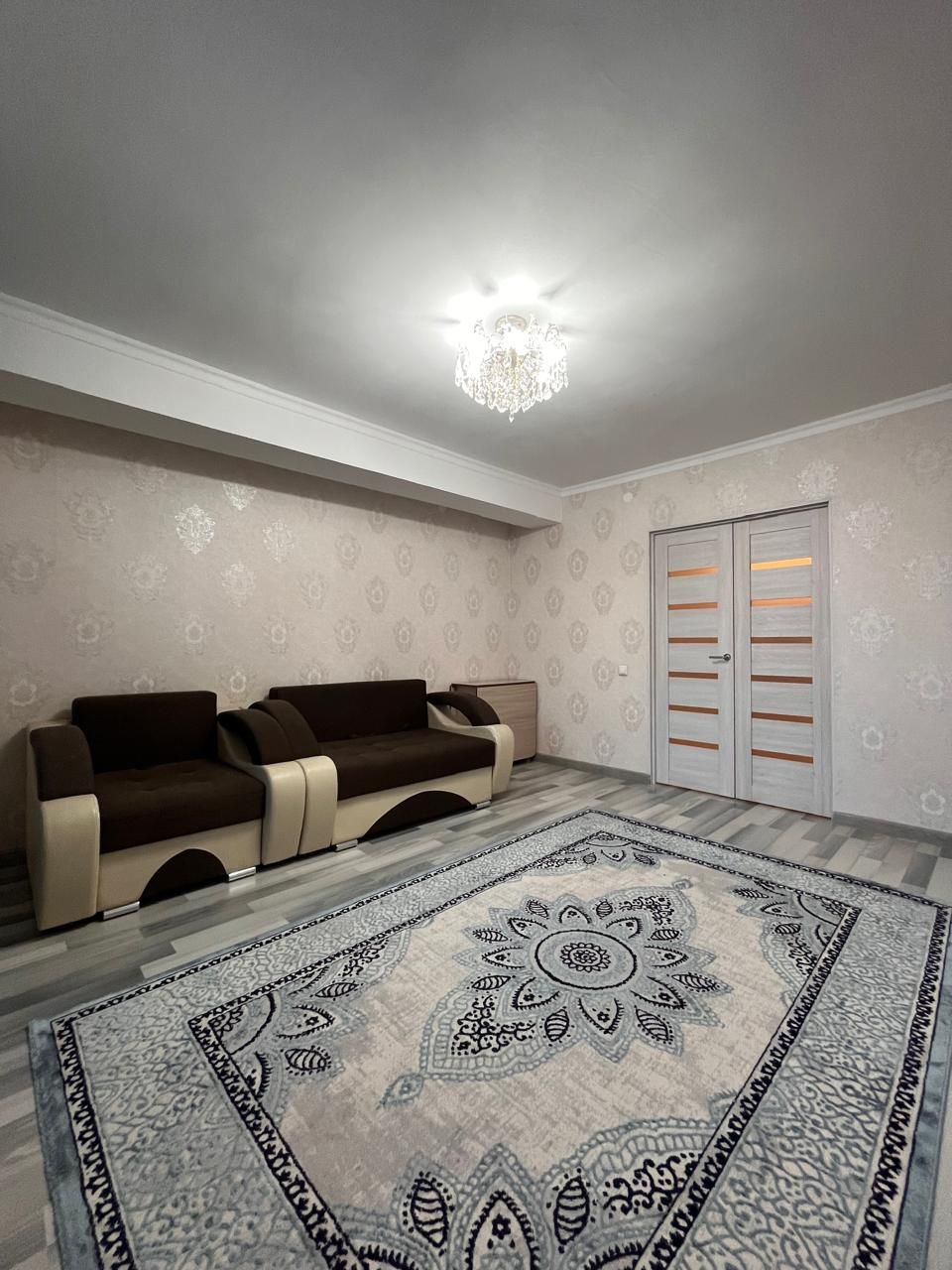 Продам 3-комнатную квартиру с ремонтом и мебелью. Аль-Фараби 40. КШТ.