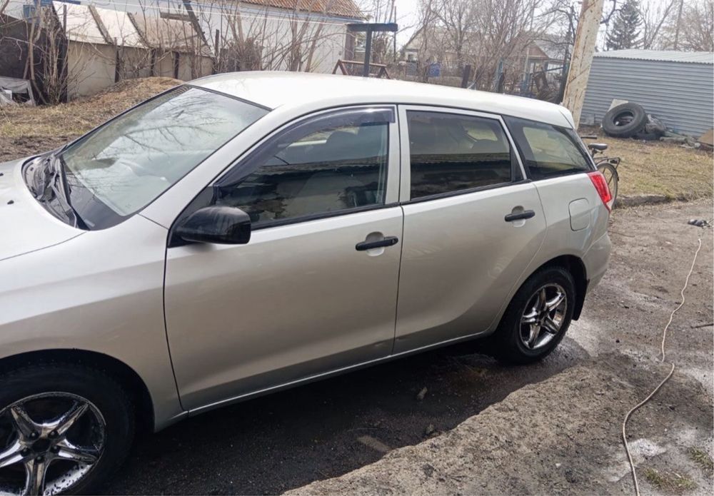 Продаяется Toyota matrix