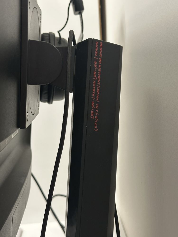Монитор ASUS 144hz