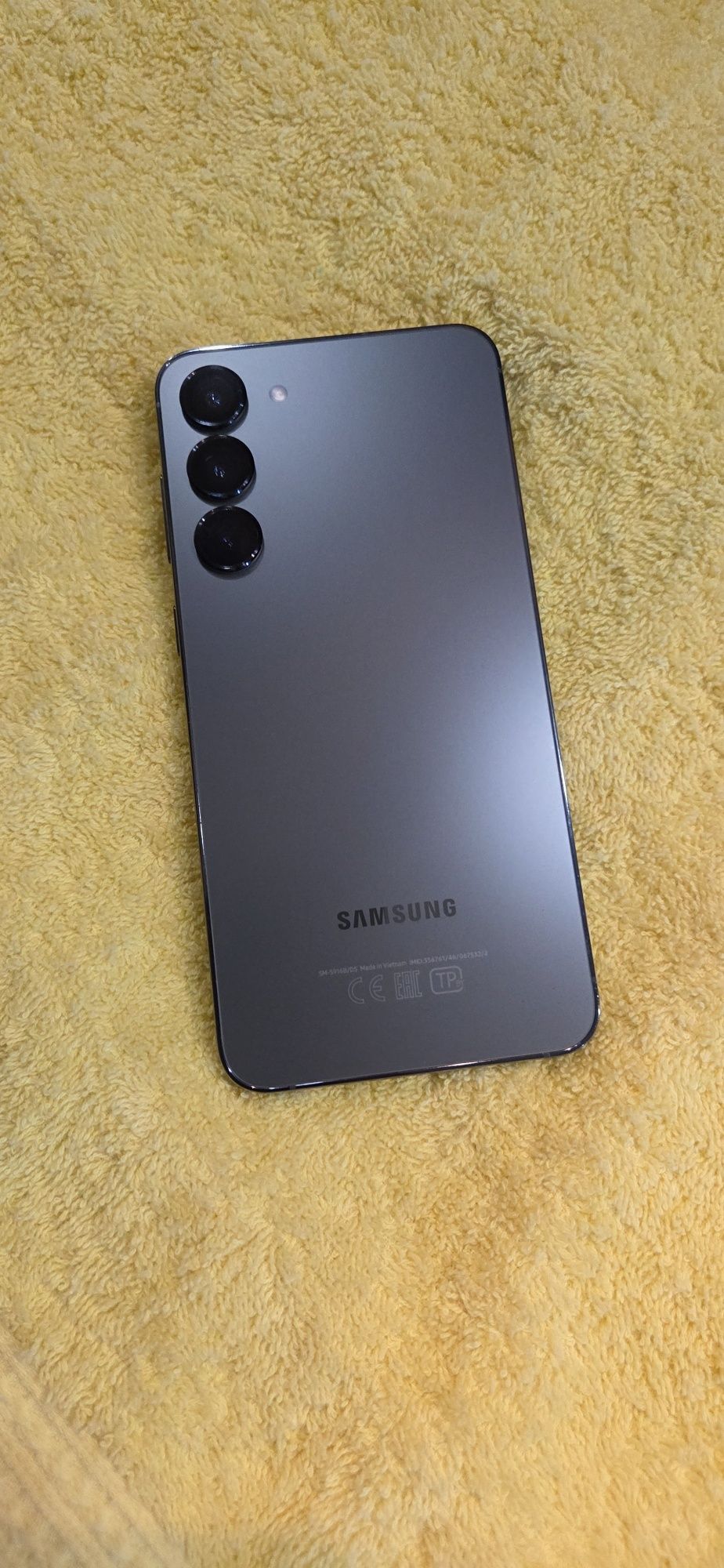 Galaxy s 23 plus 512gb.