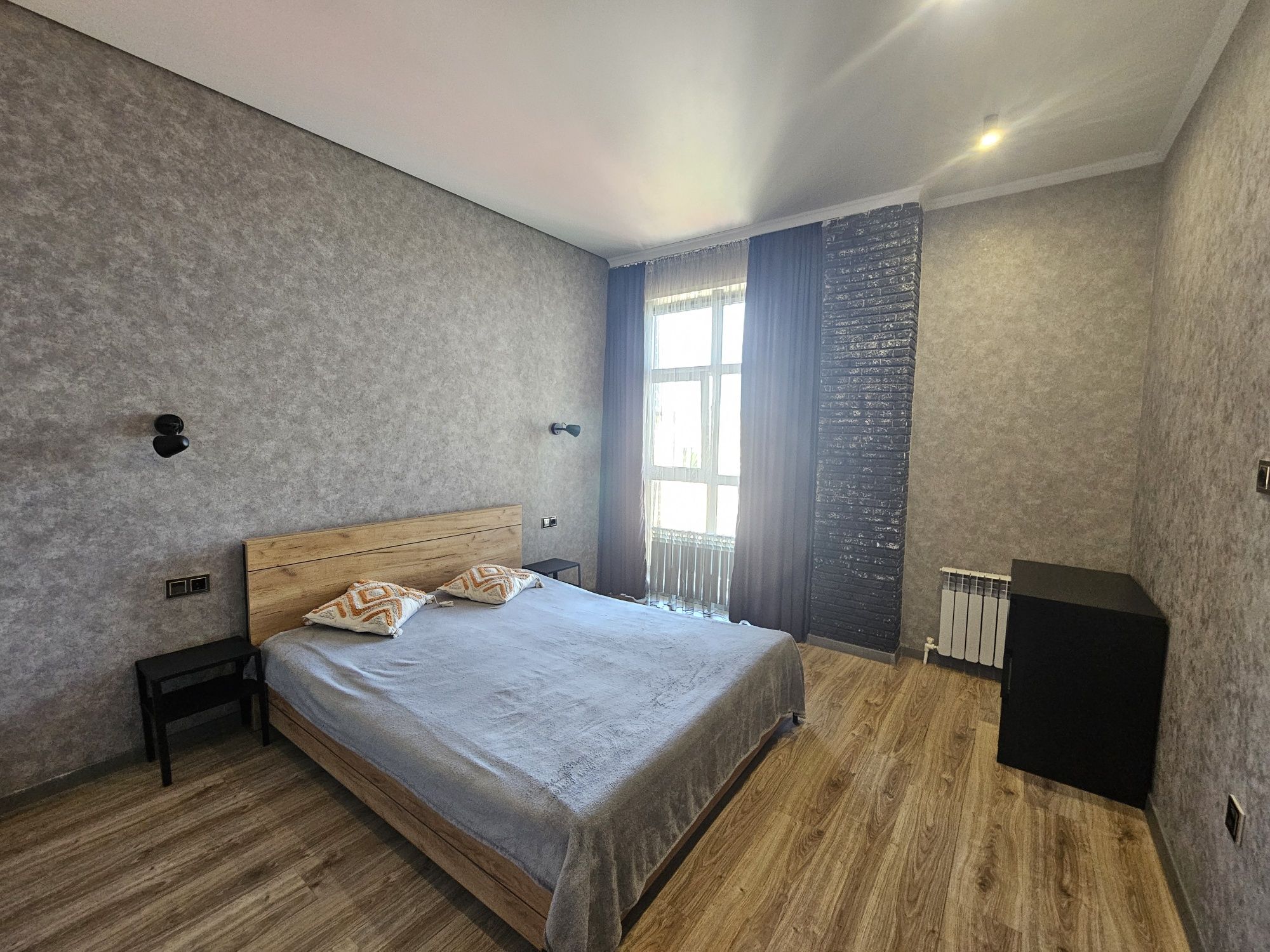 3 к. Город. Центр. Продаю квартиру в ЖК Дом на Комиссарова