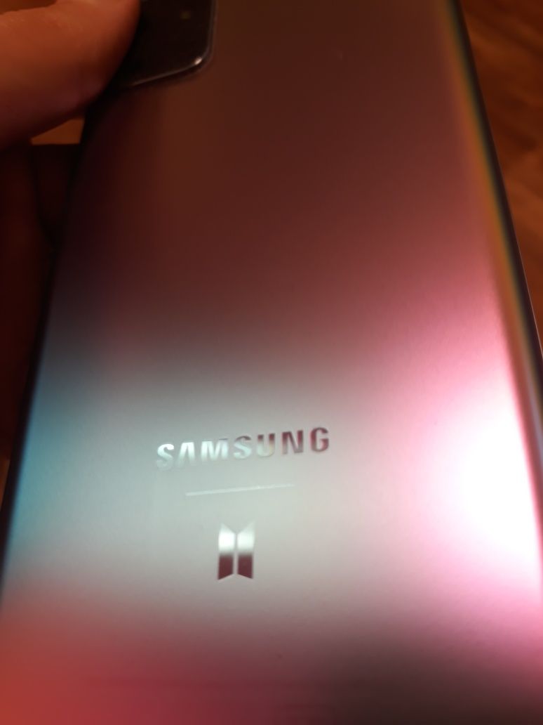 Samsung Galaxy s 20 plus